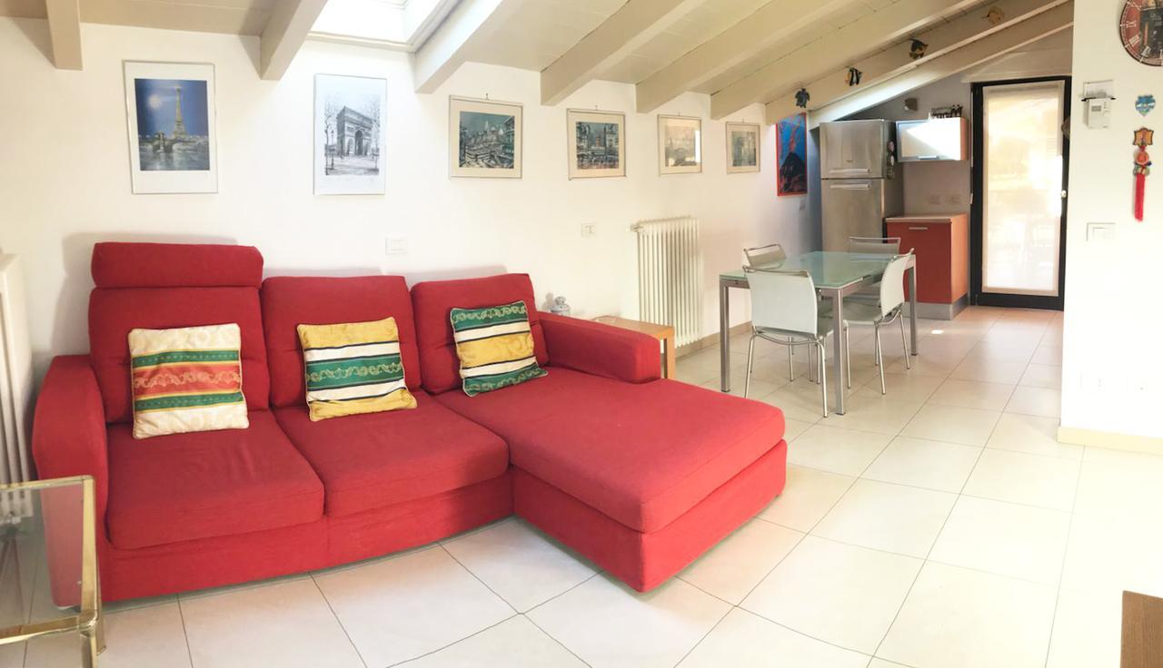 Apartamento Attico With Swimming Pool Lenno Exterior foto