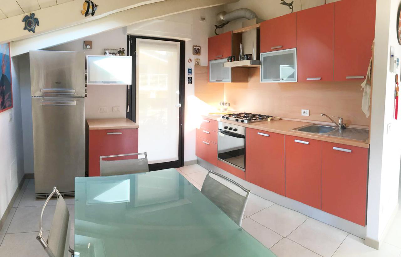 Apartamento Attico With Swimming Pool Lenno Exterior foto